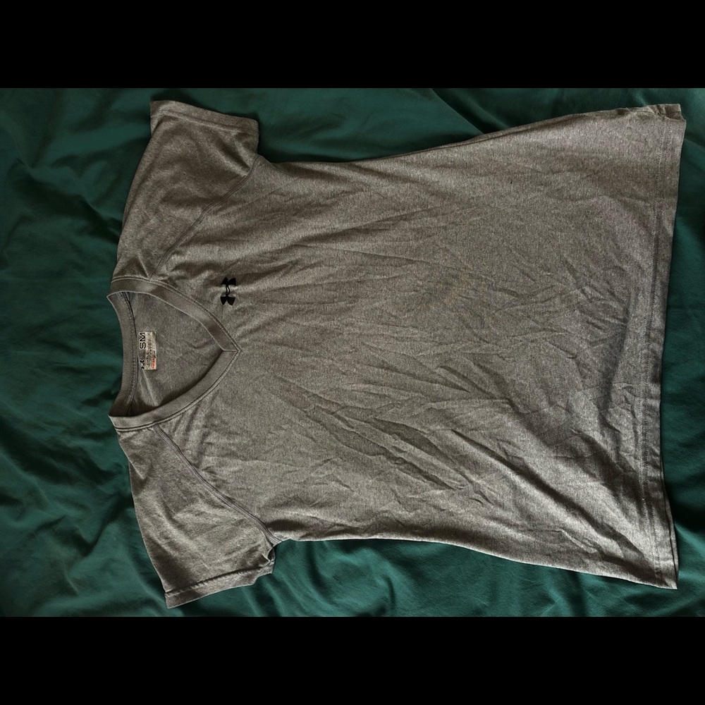 Grey Under Armour athletic light v-neck